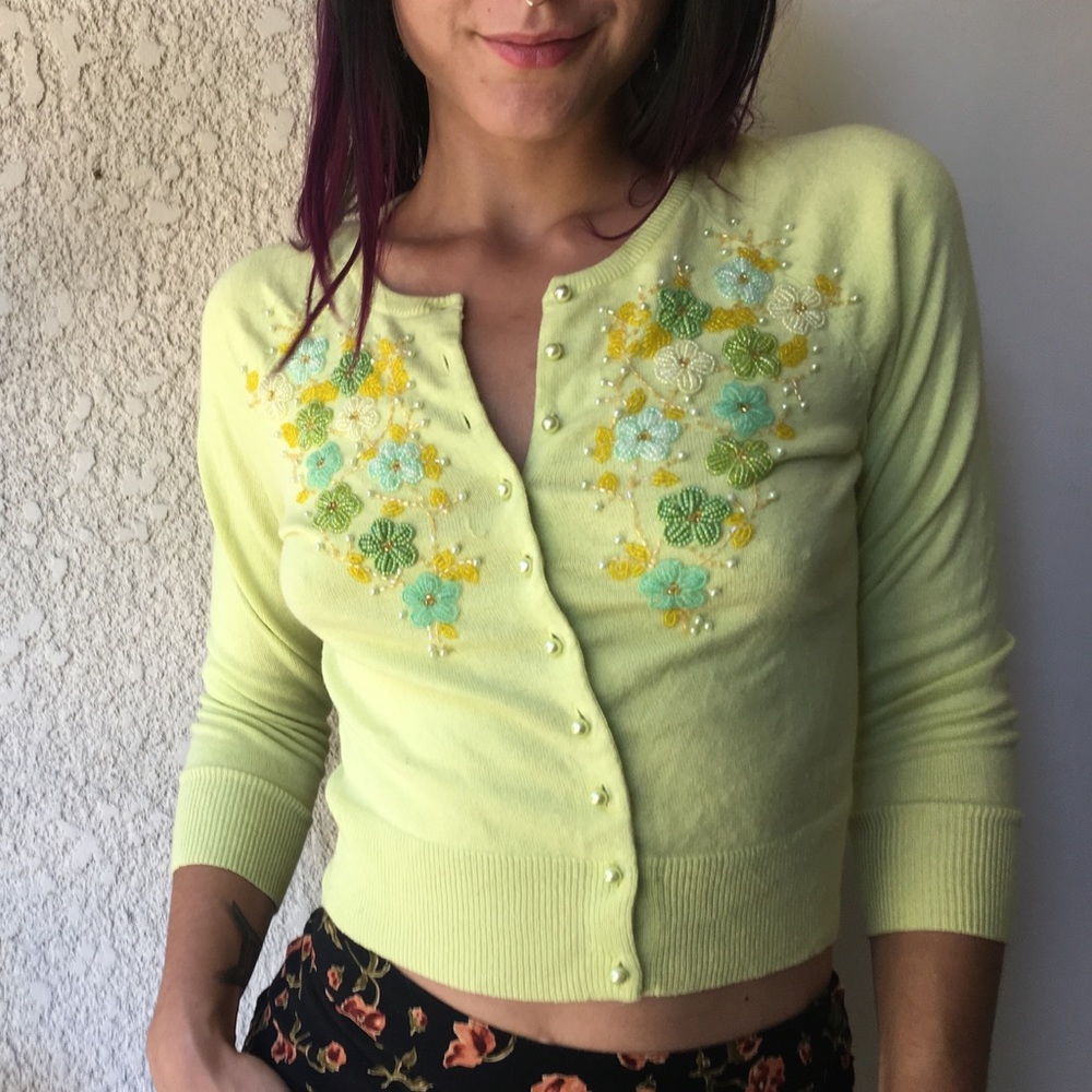 adorable beaded quarter sleeve sweater